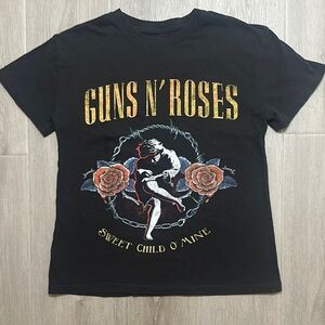 Guns N Roses  Black Graphic T-Shirt women size Xs
